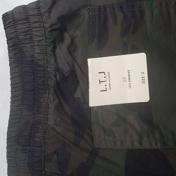 L.T.J. Letters to Juliet Green Camo High Waist Drawstring Cargo Joggers NWT - Picture 6 of 6